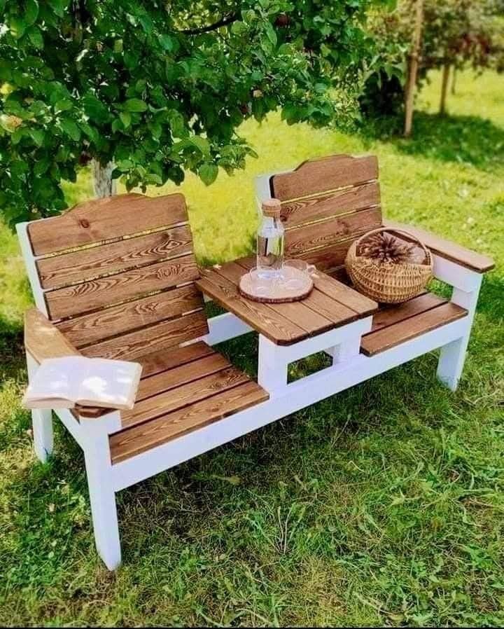 Seat Bench With Middle Table
